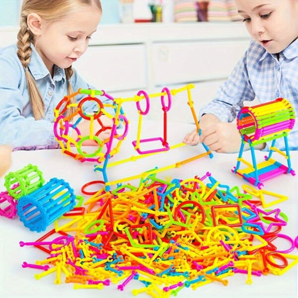 Ensemble de 200 Blocs de Construction Créatifs - Jouets Interconnectés Sûrs et Colorés pour l'Imagination et l'Apprentissage des Jeunes (Couleurs Assorties)