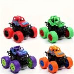 1pc Voiture de cascade tout-terrain à inertie bidirectionnelle à quatre roues motrices pouvant pivoter à 360° comme cadeau d'Halloween